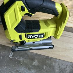 ONE+ HP 18V Brushless Cordless Jig Saw Kit with (2) 4.0 Ah Batteries, 2.0 Ah Battery, and Charger 