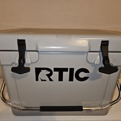 RTIC ICE CHEST COOLER 20QT