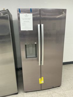 GE Side by Side Stainless Steel Refrigerator SALE