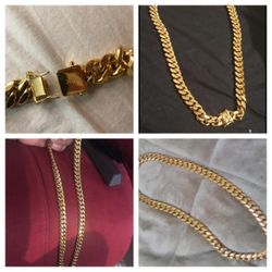 24in gold necklace 75$