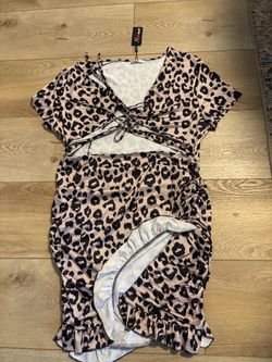 Leopard Print Mini Dress with Cutout