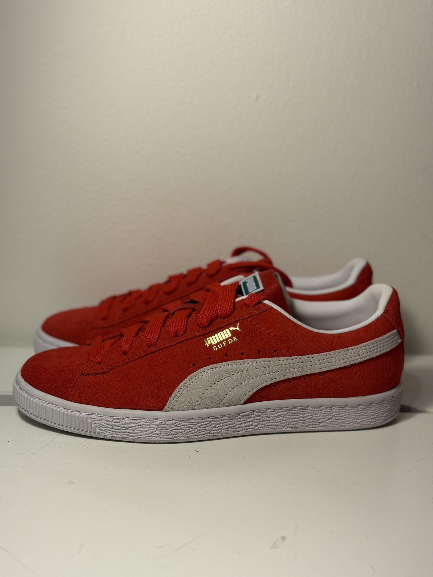 Puma Suede Classic gs Size 6.5y New