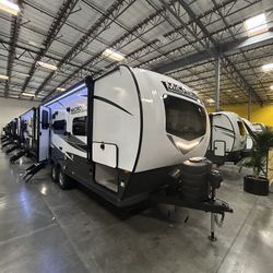 RV Trailer 22’ (Double Axle!)