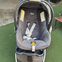 Chicco Stroller + Car seat 
