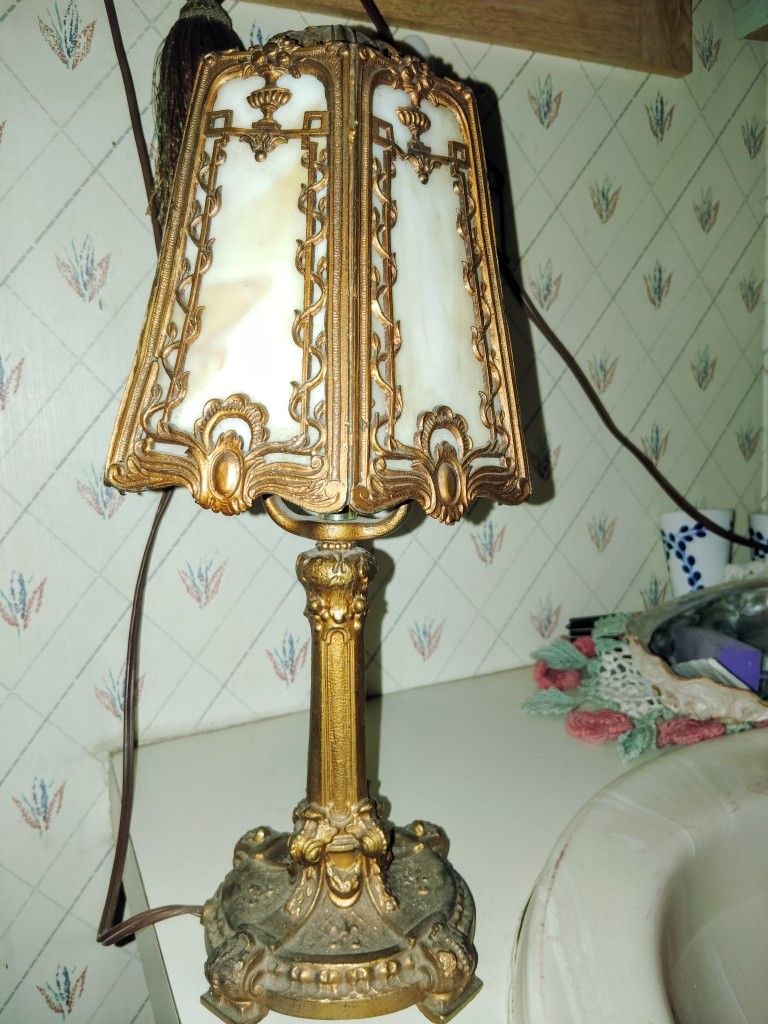 Antique 1920's Caramel Slag Glass Shade Table lamp