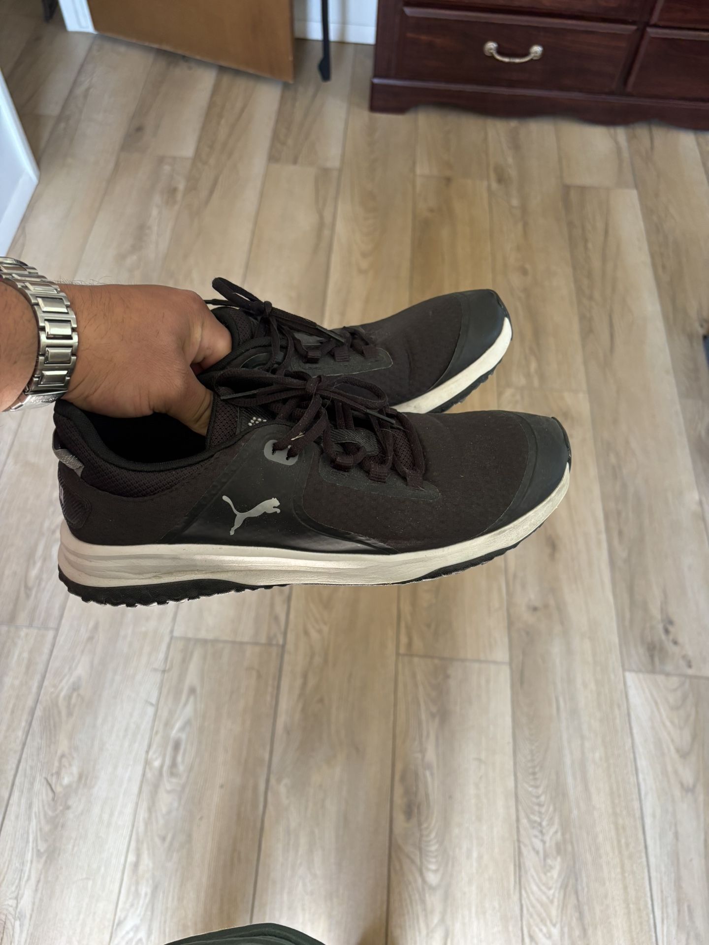 Men’s Size 12 Golf Shoes 