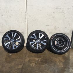 2016 Nissan Maxima rims and tires