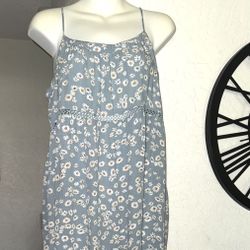 Floral 🩵Blue Dress 👗 Size Medium/Large