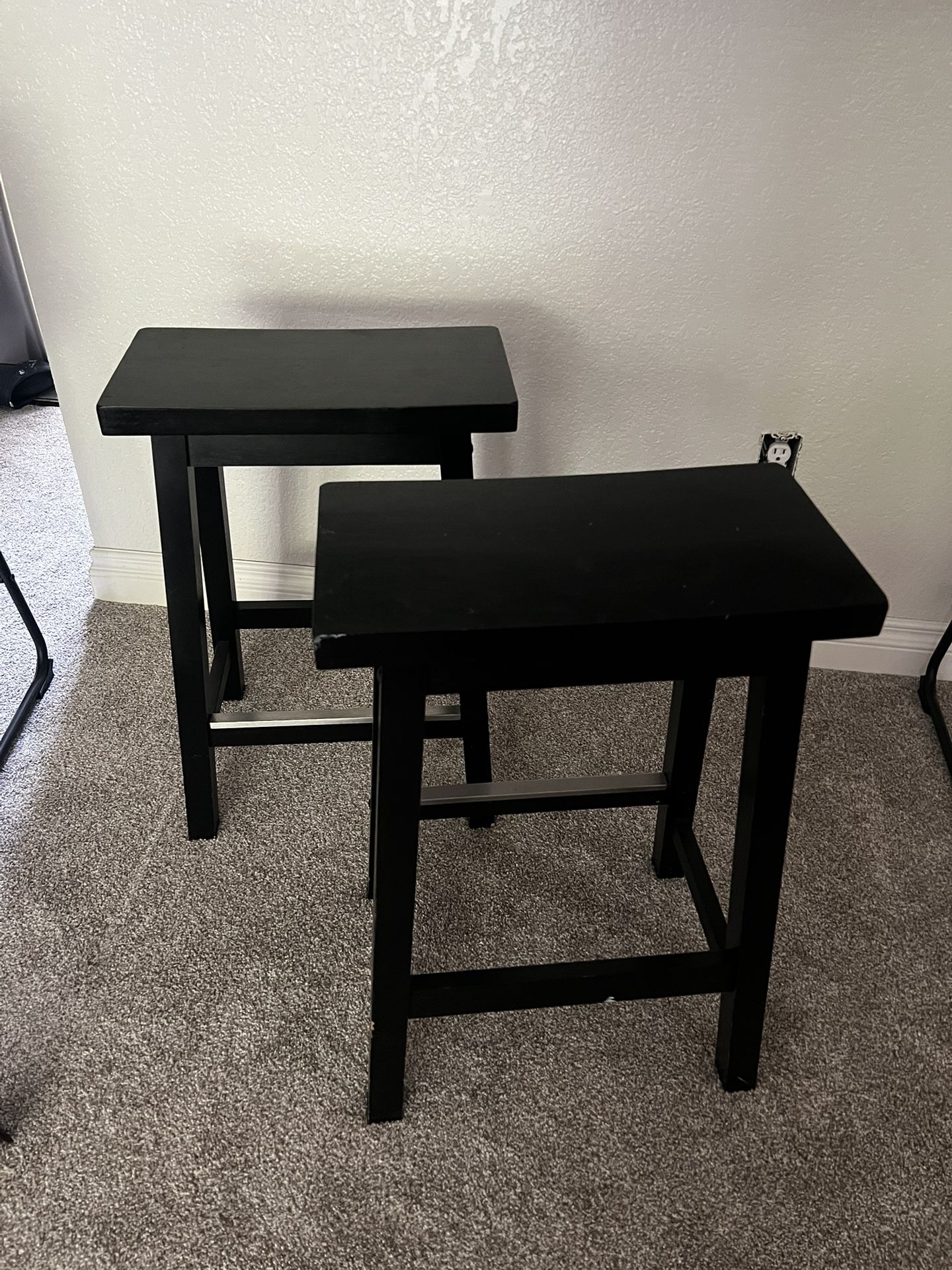Wooden Bar Stools x4