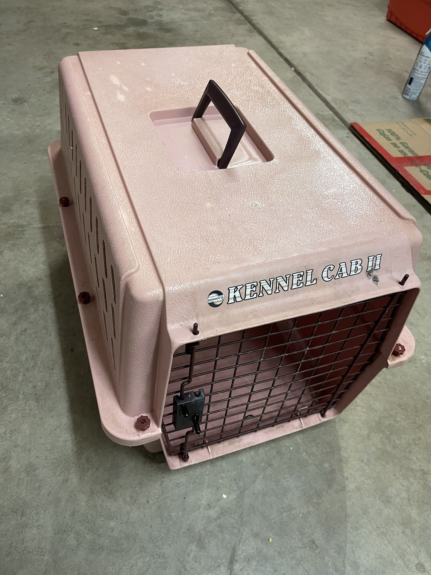 Dog/Cat Kennel