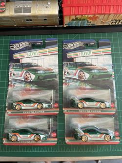 Hotwheels 7-11 Supras 