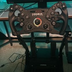 Moza R5 Looking For Trades Mostly