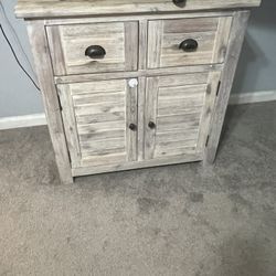 Solid Wood Accent Furniture 