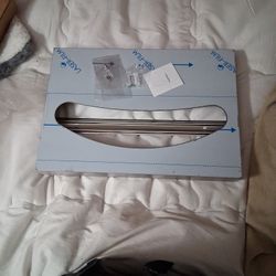 Toilet Seat Liner Dispenser