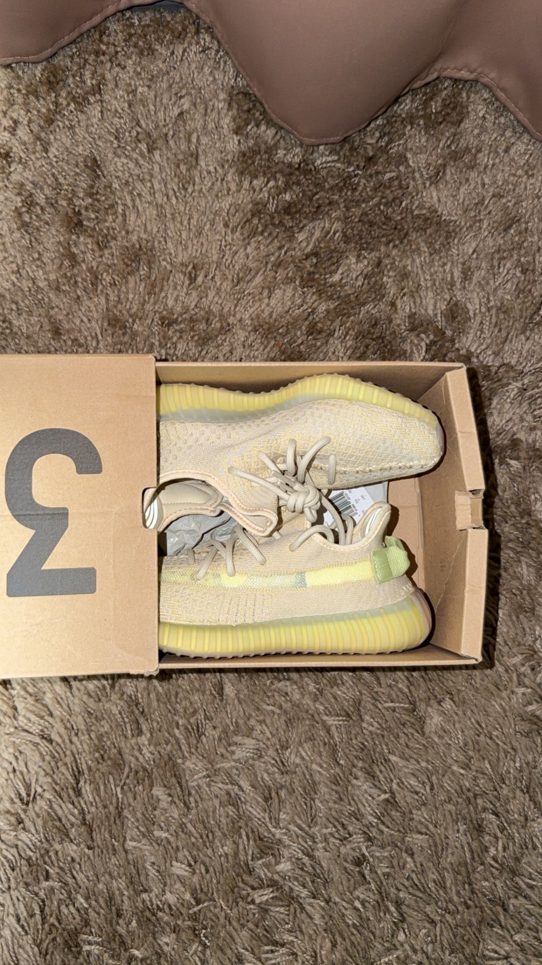 Yeezy Size 6 Men Brand New