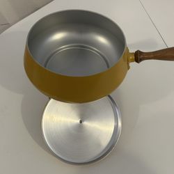 Fondue Pot