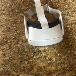 oculus headset, no controllers included