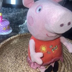 Peppa pig singing doll