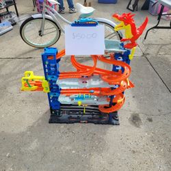 Hot Wheels ultimate garage