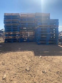 Solid Wood pallets