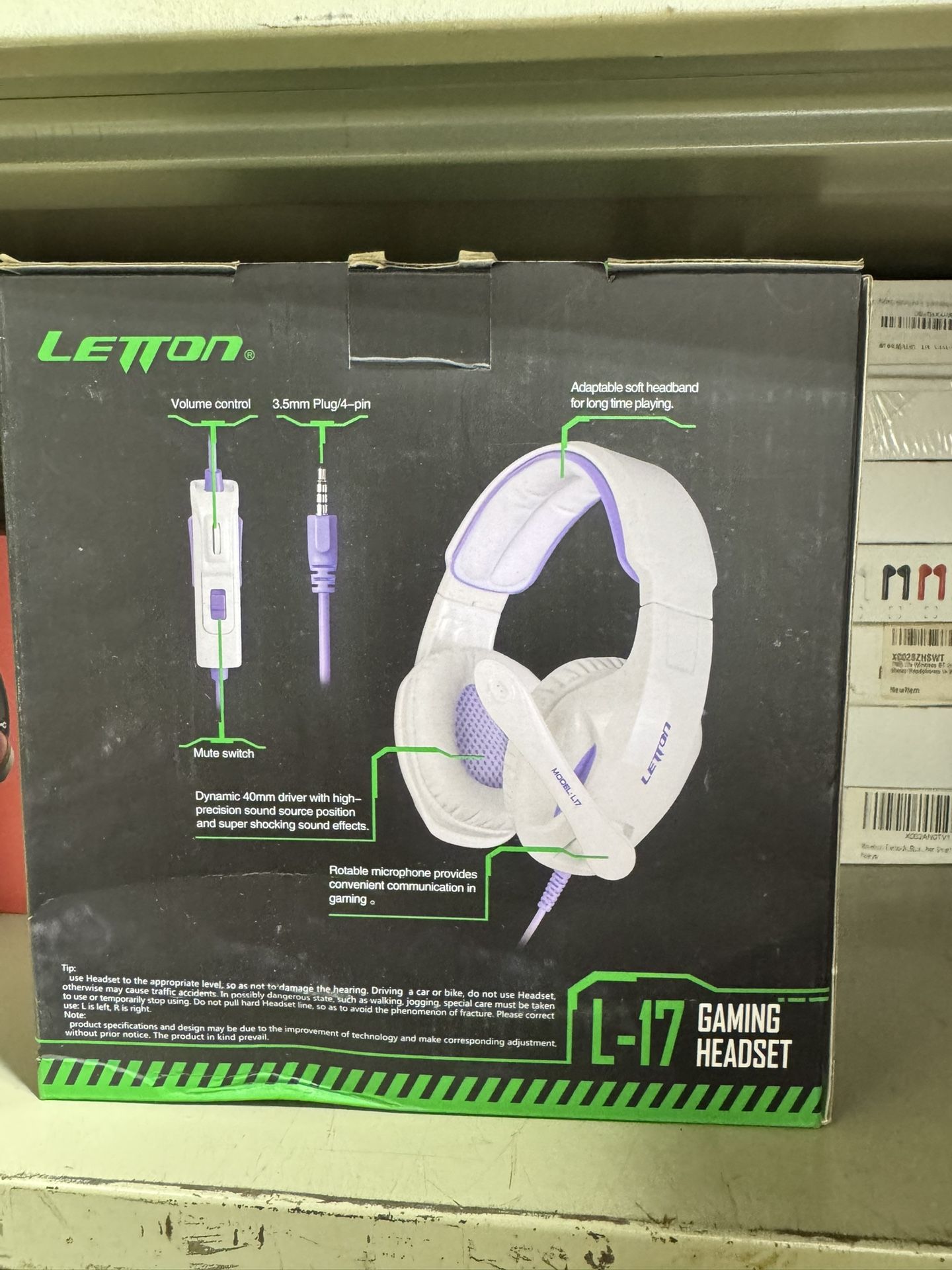 Stereo Gaming Headset for PS4, PC, Mobile, Noise Cancelling Over Ear Headphones with Retractable and Flexible Mic & Soft Memory Earmuffs for Laptop G