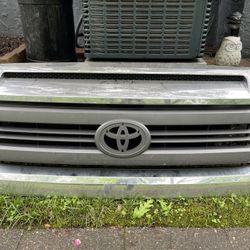 2017 Toyota Tundra Front Grill