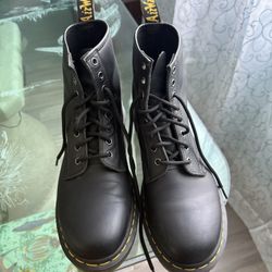Doc Marten Boots