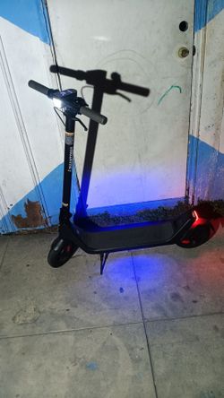 Phantom gogo a10 electric scooter works well has an error 10  but still works no charger lost it  sold as is