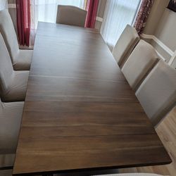 Dinner Table + 8 Chairs
