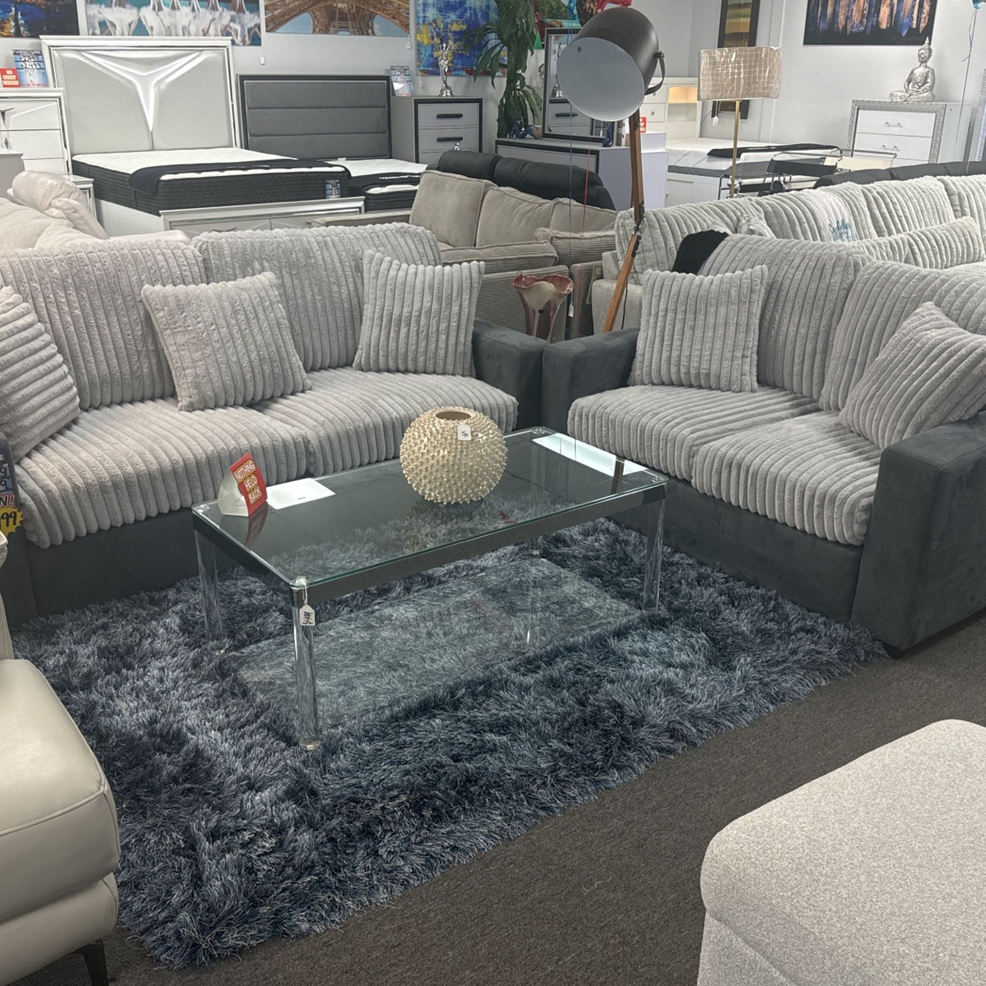 Beautiful Sofa&Loveseat Available In Black