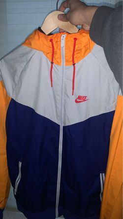 Nike Sports Windbreaker *Barely Worn* *Size M*