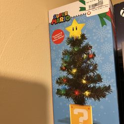Super Mario Christmas Tree 