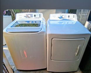 BONITOS SET CON SECADOR ELÉCTRICA