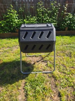 2 compost bins