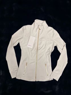 Lululemon Define Jacket with Gold zipper , Sizes 4,6,8