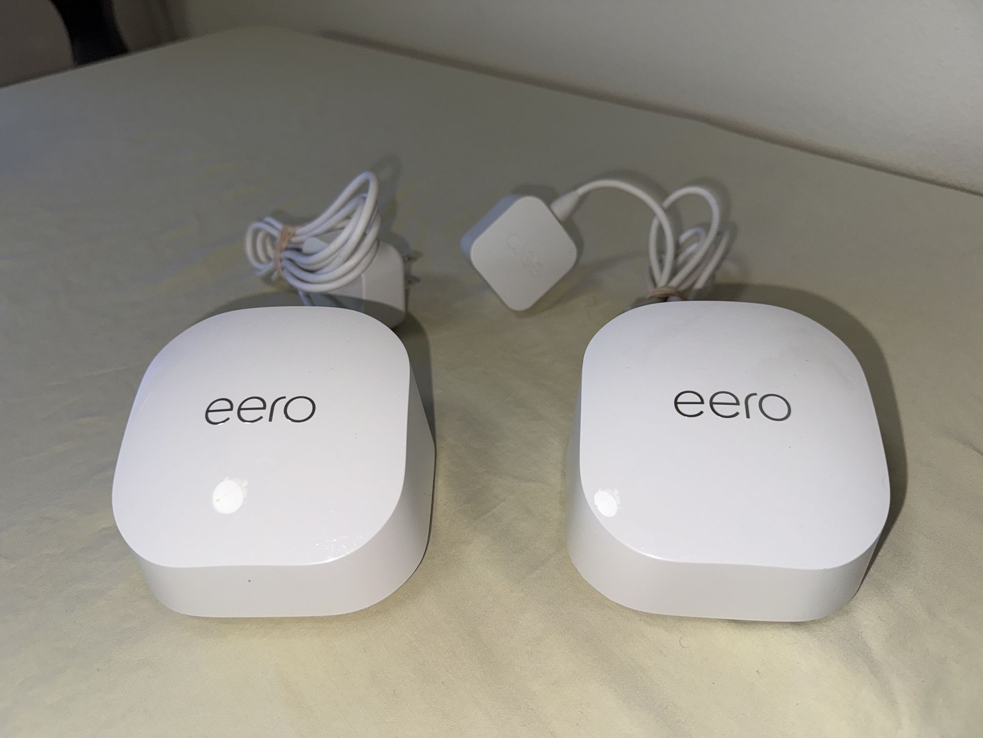 2 eero - 6+ Dual-band Mesh Wi-Fi 6 System router/extender with two gigabit Ethernet ports. In good working condition