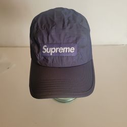 Supreme Lightweight Nylon 6-Panel Hat Slate Blue Grey Box Logo Reflective Strap. Pre-owned, perfect shape shape, please see photos for details. Â Unise