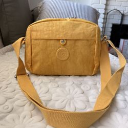 Ultra-Light Water-Resistant Crossbody Bag in Vibrant Yellow