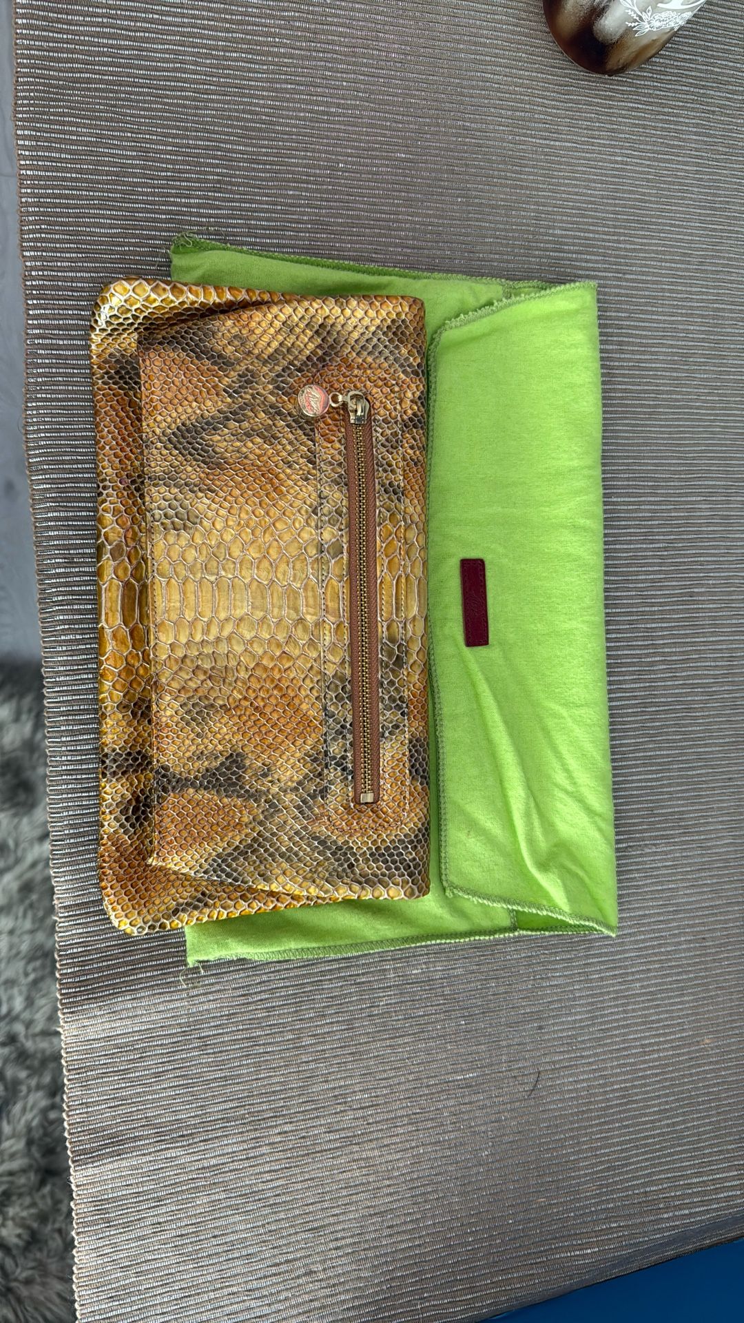 New Abas Handbag Purse