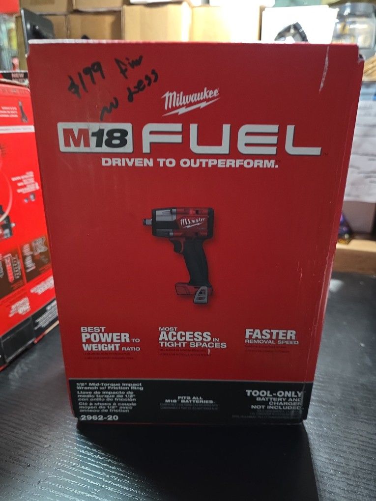 Milwaukee
M18 FUEL Gen-2 18V Lithium-Ion Brushless Cordless Mid Torque 1/2 in. Impact Wrench w/Friction Ring (Tool-Only)