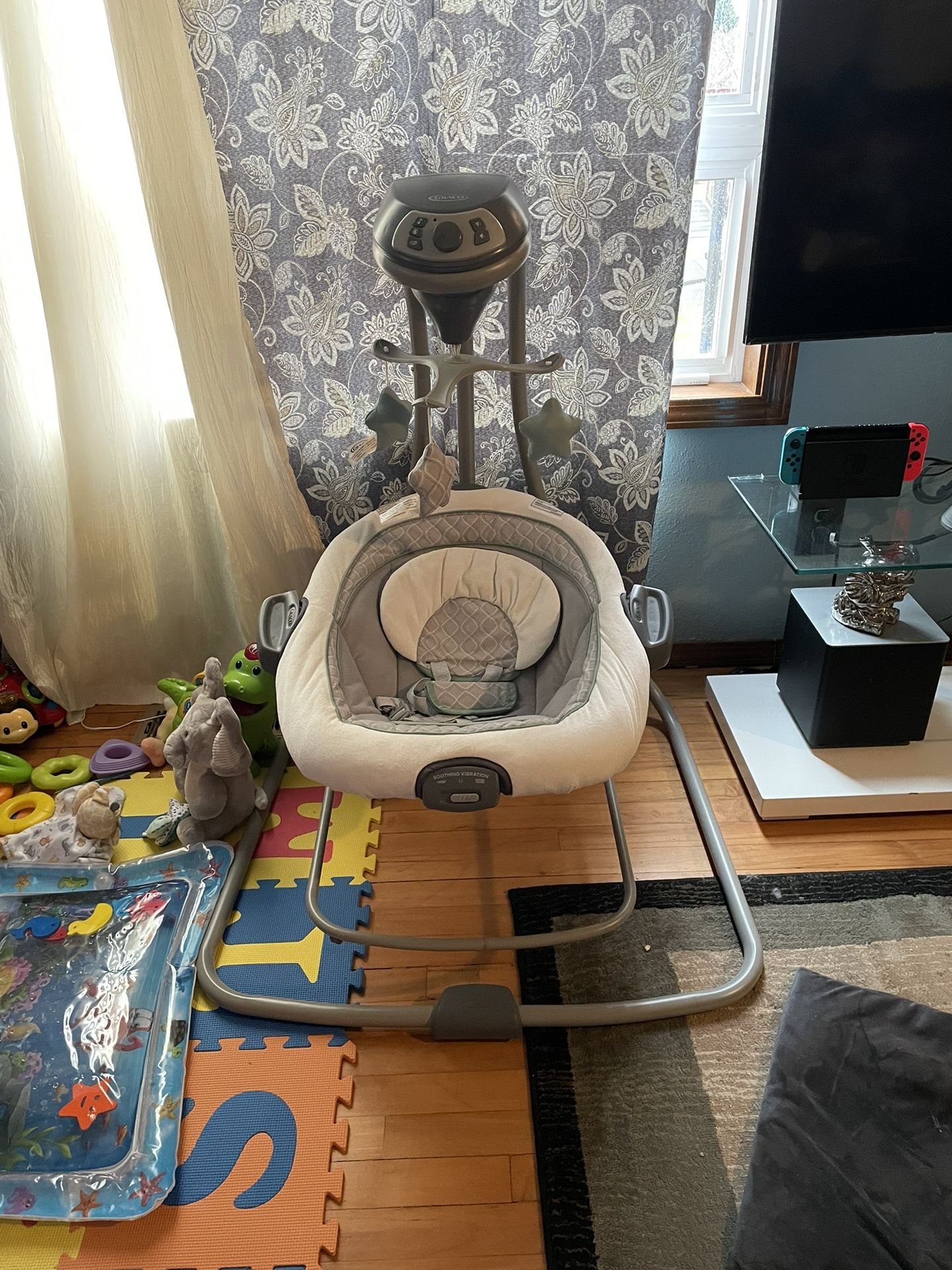 Graco DuetConnect LX Swing and Bouncer