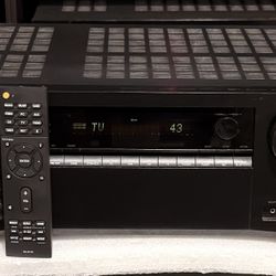 ONKYO TX-NR575 full 7.2-channel surround sound Wifi and Bluetooth Apple AirPlay lets you stream from a compatible iOS® device or from any computer wit