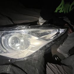 2011 Sonata Headlight 