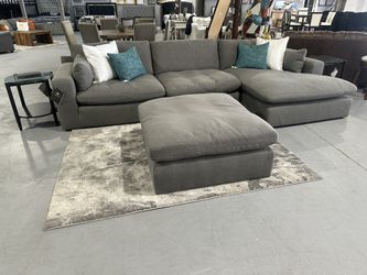Ashley Sectional With Ottoman 