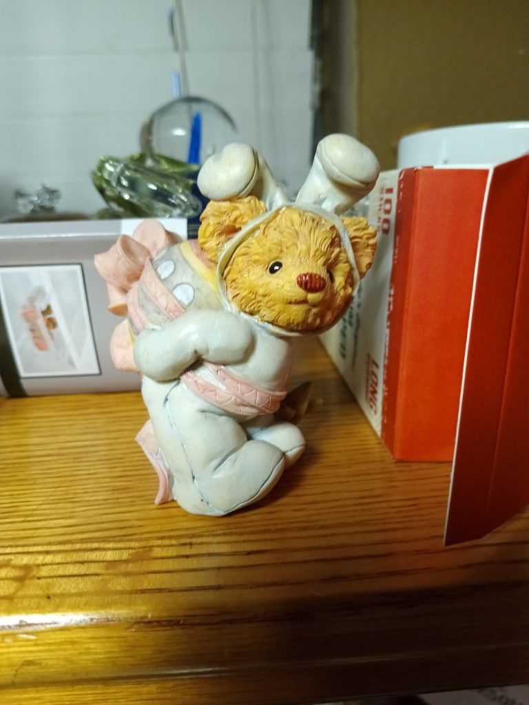 Collectables For Me 1994 , RUSS bear Figurines Dressed Like A Easter Bunny!