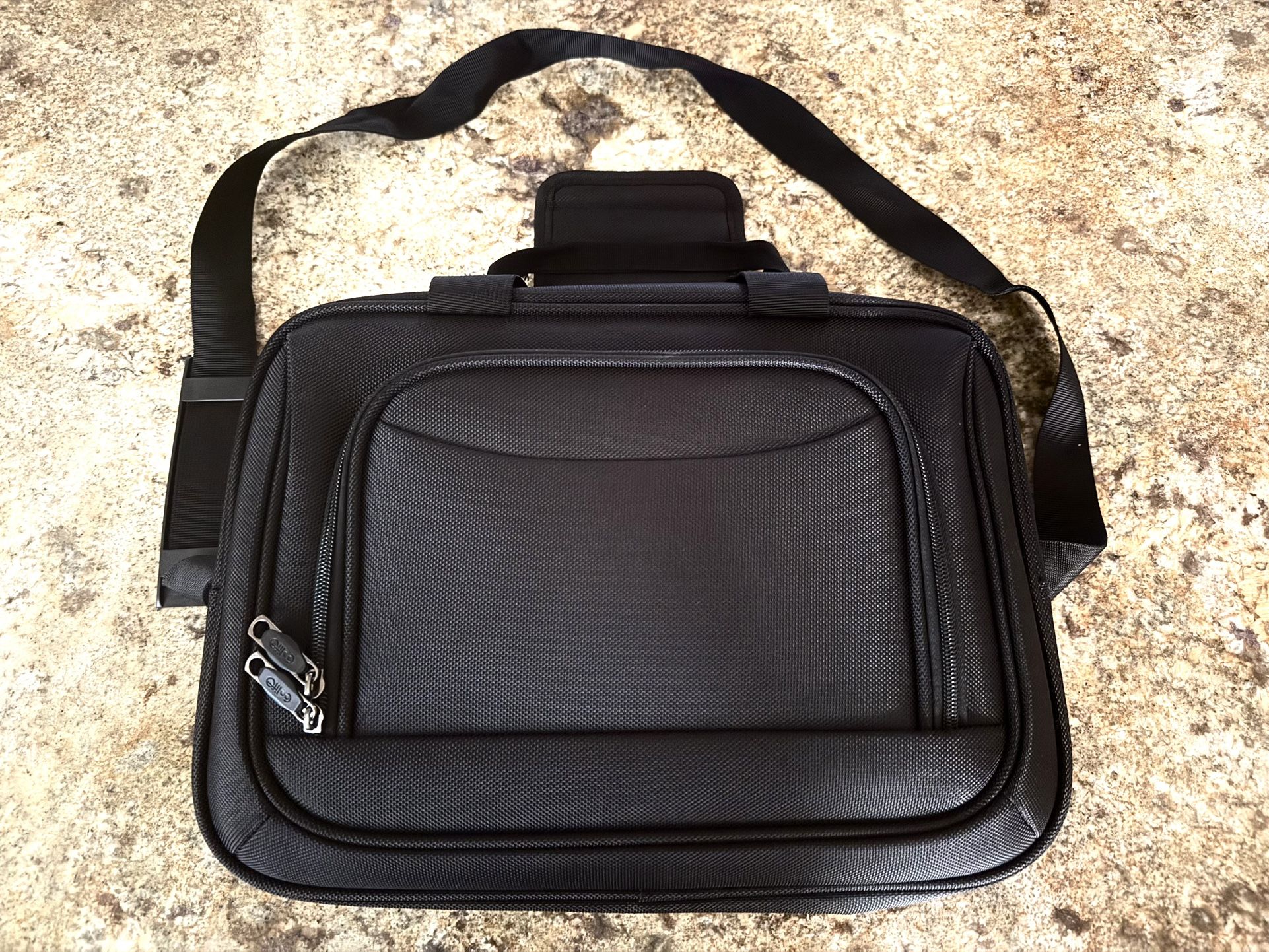 *Brand new* CoolLife Black zip Up | Laptop/Messenger Bag 10.5x14 Inches