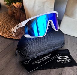 New Oakleys  Box, Pouch Cloth All Included