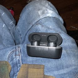 Skull Candy Wireless Head Phones 