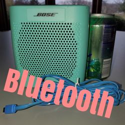 Bose SoundLink Bluetooth Agua Blue Portable Speaker With Charging USB Cable 