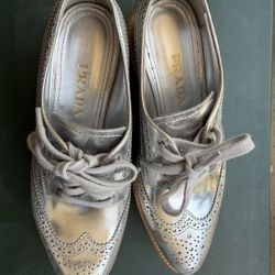 Prada Women Size 37.5 Made In italy